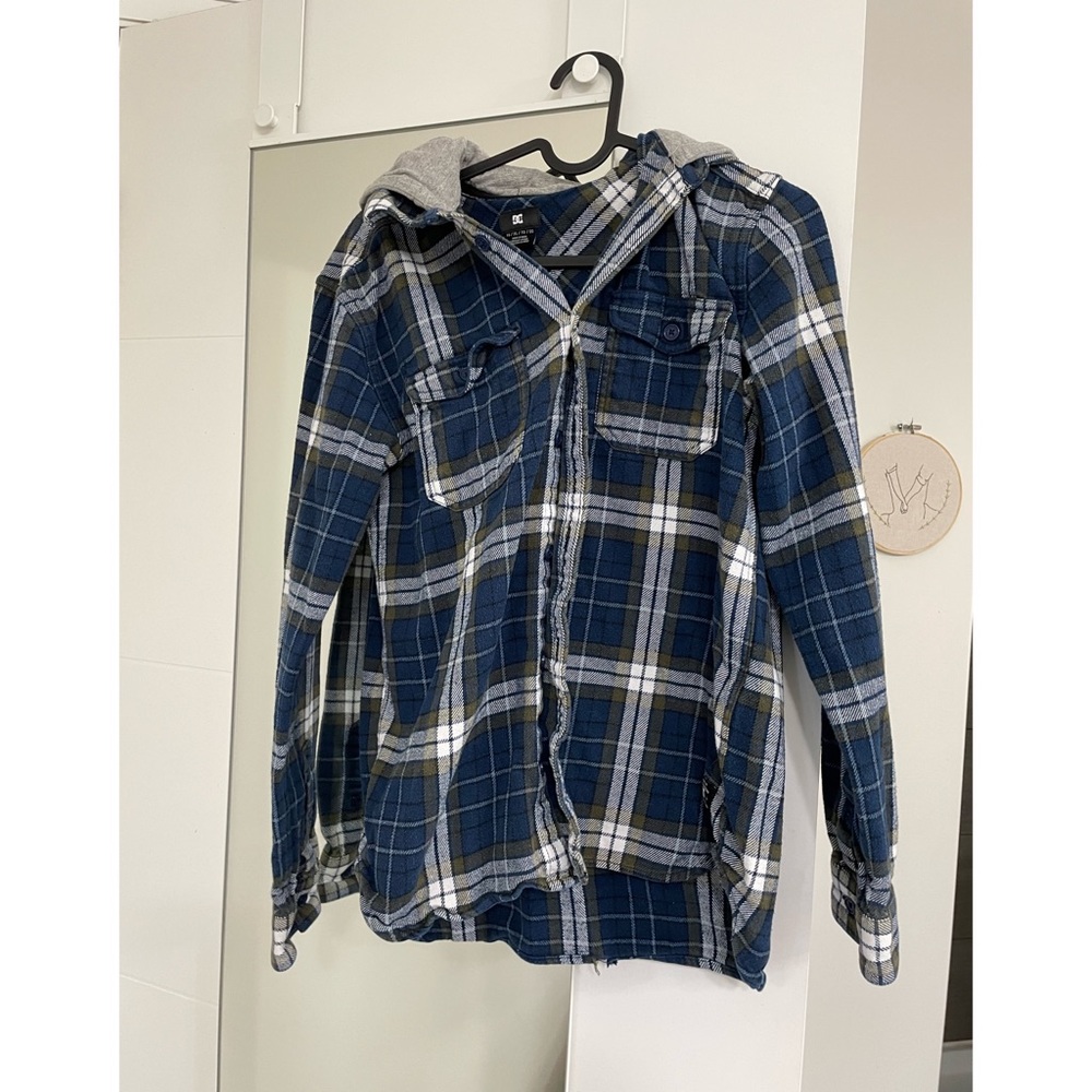 DC boys XL plaid